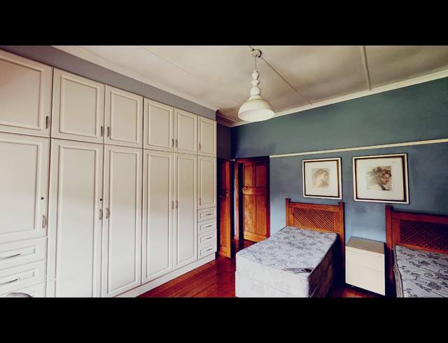 15 BEDROOM FREESTANDING FOR SALE IN SCOTTSVILLE